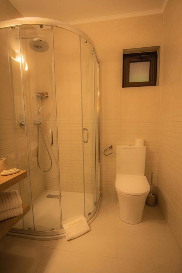 Hunter Vip Villa Reghin Bagian luar foto