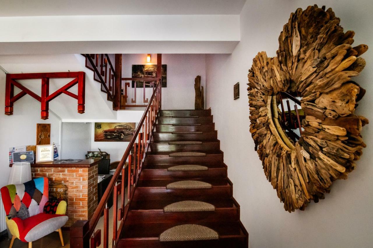 Hunter Vip Villa Reghin Bagian luar foto